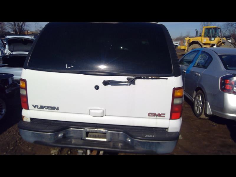 https://f005.backblazeb2.com/file/img-partshotlines-com/Inventory/MA734/Vehicle/22215_08.jpg