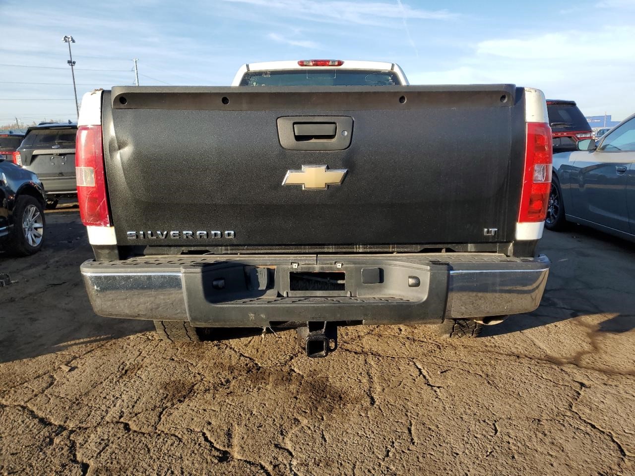 https://f005.backblazeb2.com/file/img-partshotlines-com/Inventory/MA734/Vehicle/23065_12.jpg