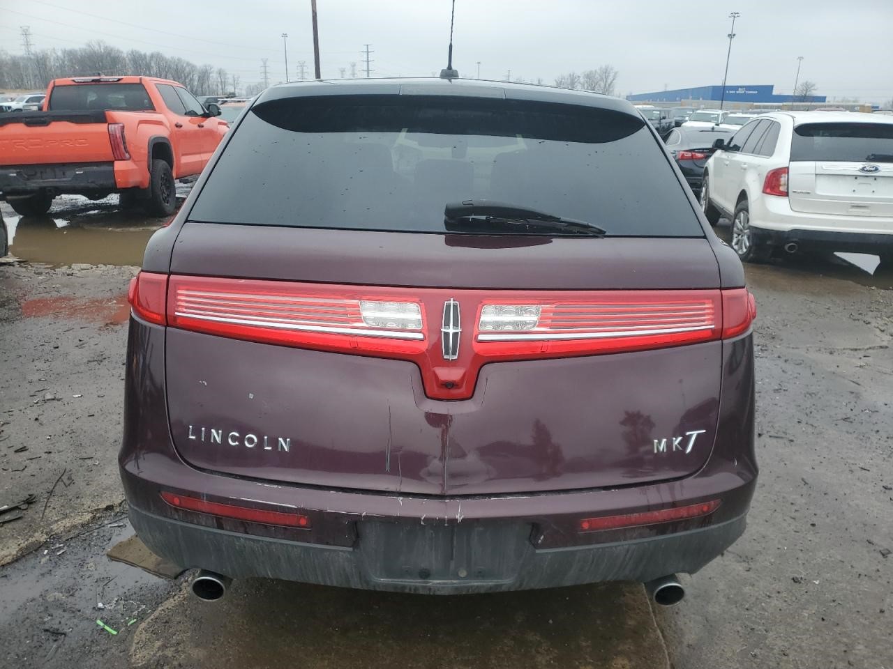 https://f005.backblazeb2.com/file/img-partshotlines-com/Inventory/MA734/Vehicle/23137_11.jpg