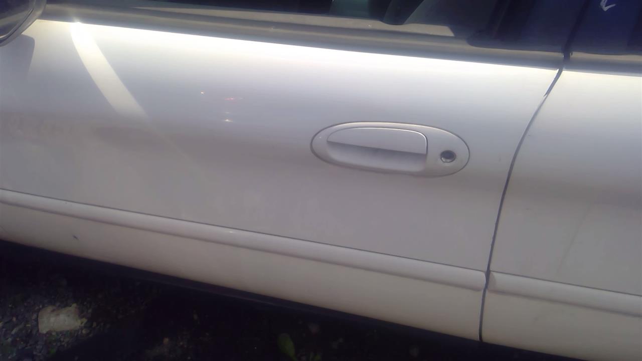 https://f005.backblazeb2.com/file/img-partshotlines-com/Inventory/MA734/Vehicle/23197_07.jpg