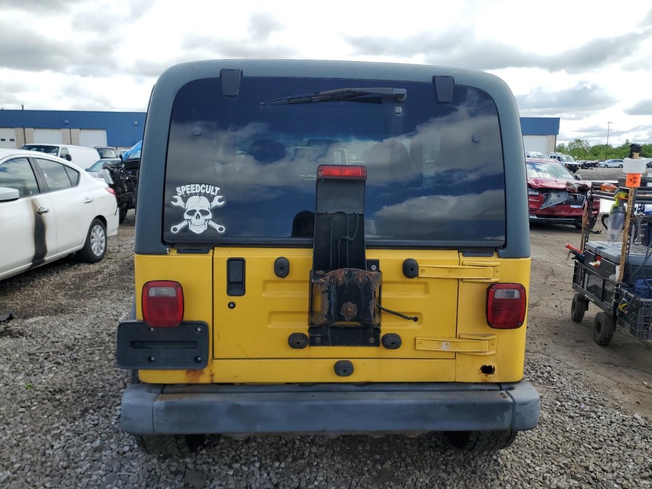 https://f005.backblazeb2.com/file/img-partshotlines-com/Inventory/MA734/Vehicle/23222_06.jpg