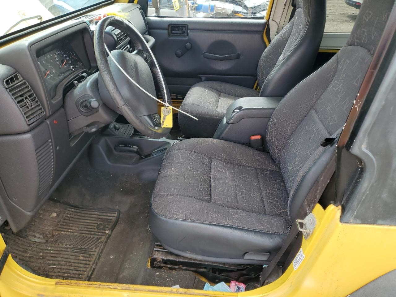 https://f005.backblazeb2.com/file/img-partshotlines-com/Inventory/MA734/Vehicle/23222_07.jpg