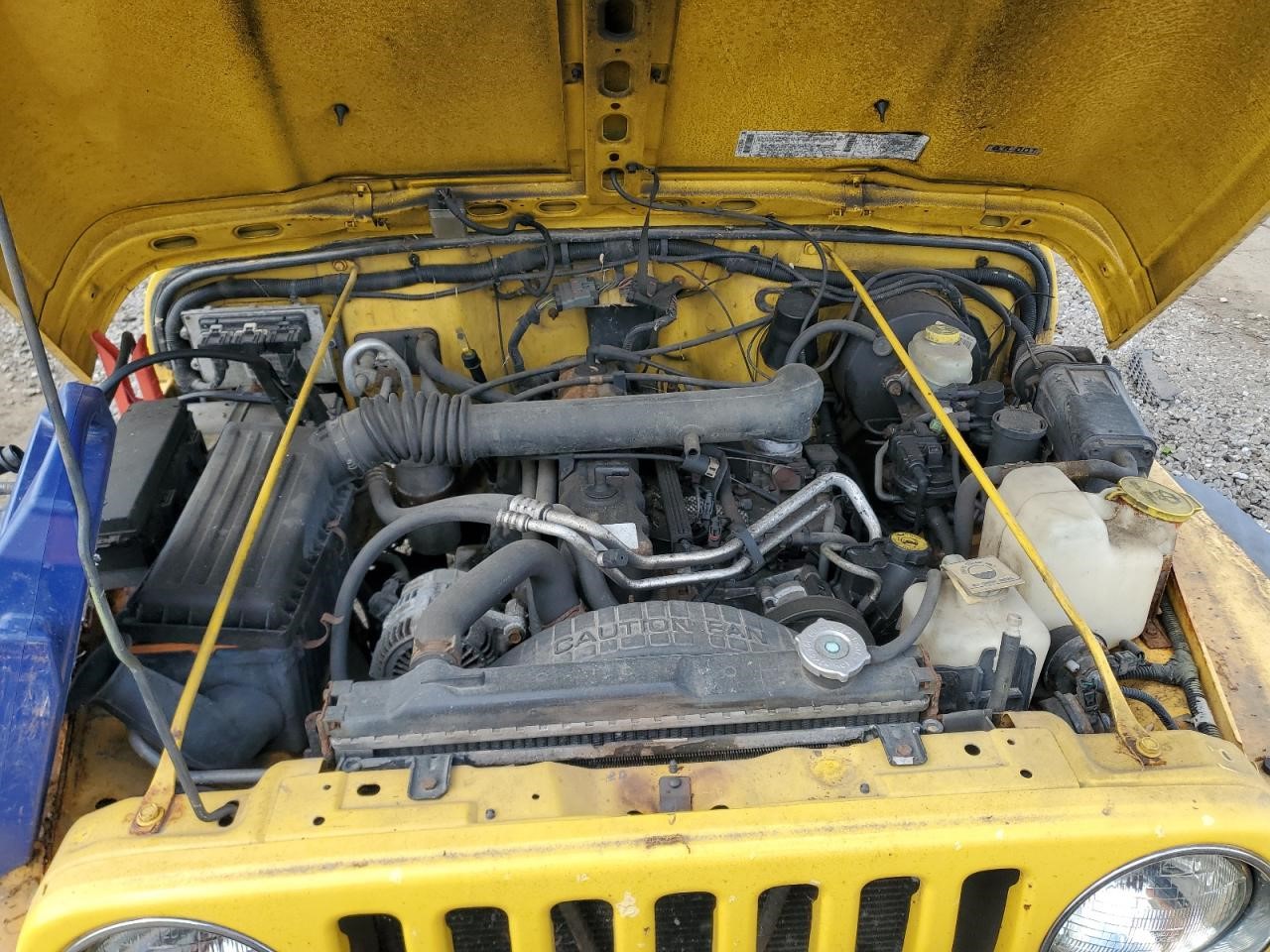 https://f005.backblazeb2.com/file/img-partshotlines-com/Inventory/MA734/Vehicle/23222_12.jpg
