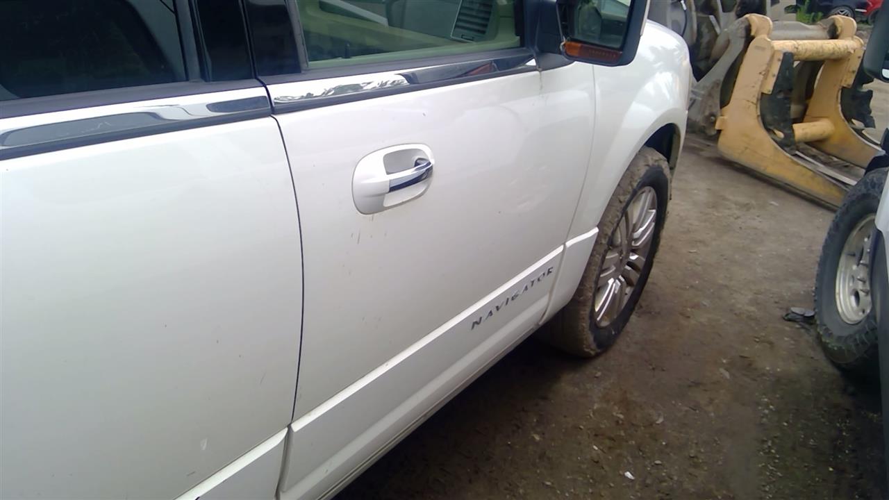 https://f005.backblazeb2.com/file/img-partshotlines-com/Inventory/MA734/Vehicle/23235_05.jpg