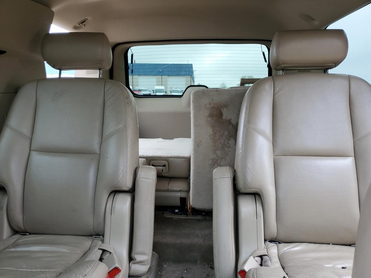 https://f005.backblazeb2.com/file/img-partshotlines-com/Inventory/MA734/Vehicle/23306_10.jpg