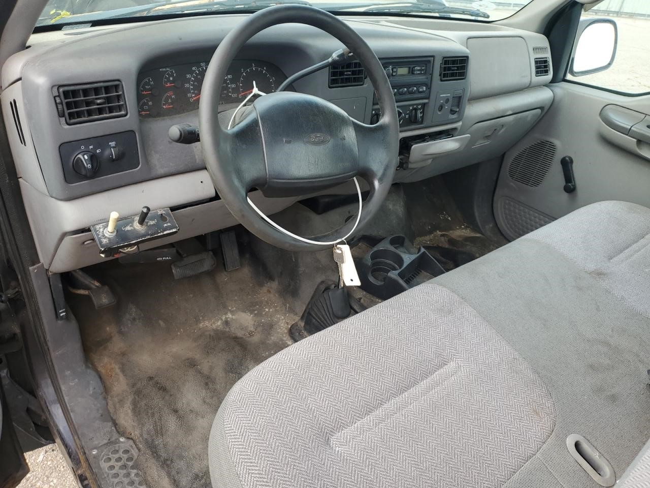 https://f005.backblazeb2.com/file/img-partshotlines-com/Inventory/MA734/Vehicle/23326_08.jpg