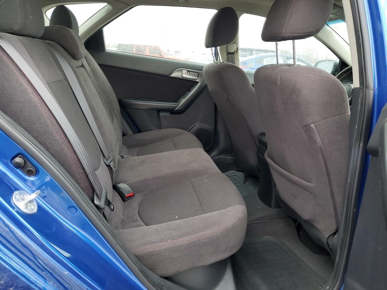 https://f005.backblazeb2.com/file/img-partshotlines-com/Inventory/MA734/Vehicle/23338_11.jpg