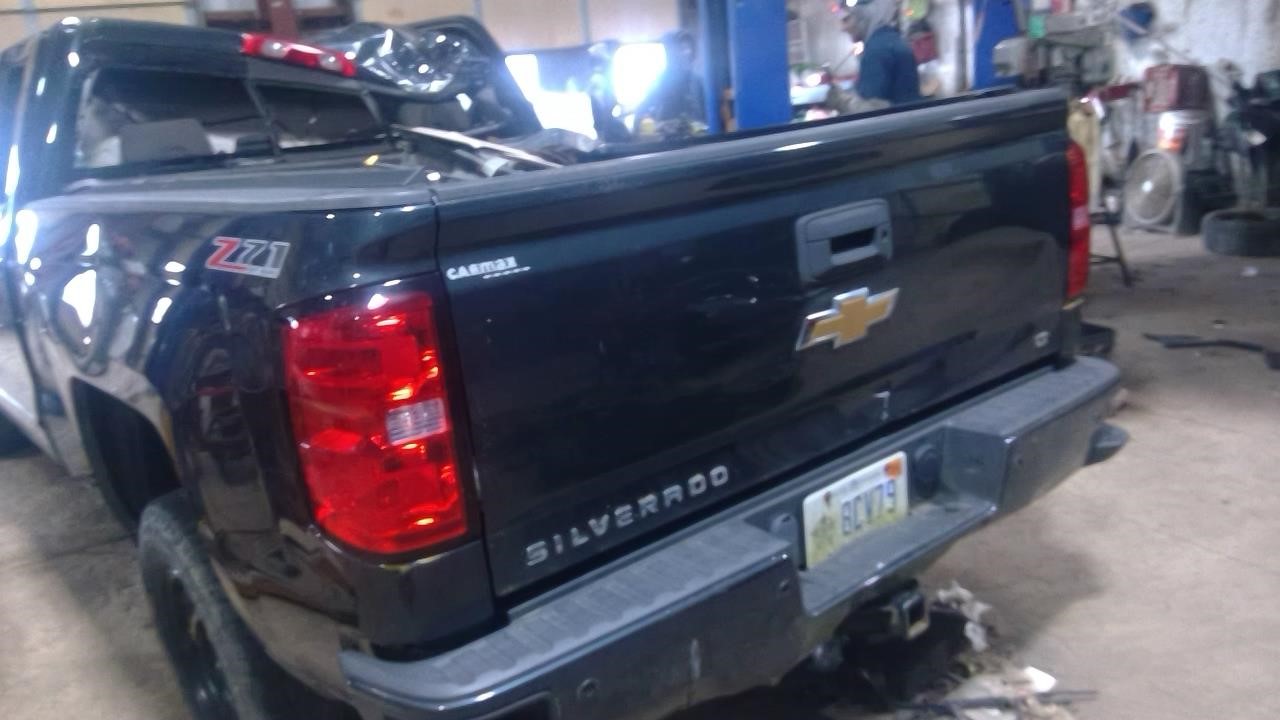 https://f005.backblazeb2.com/file/img-partshotlines-com/Inventory/MA734/Vehicle/23516_11.jpg