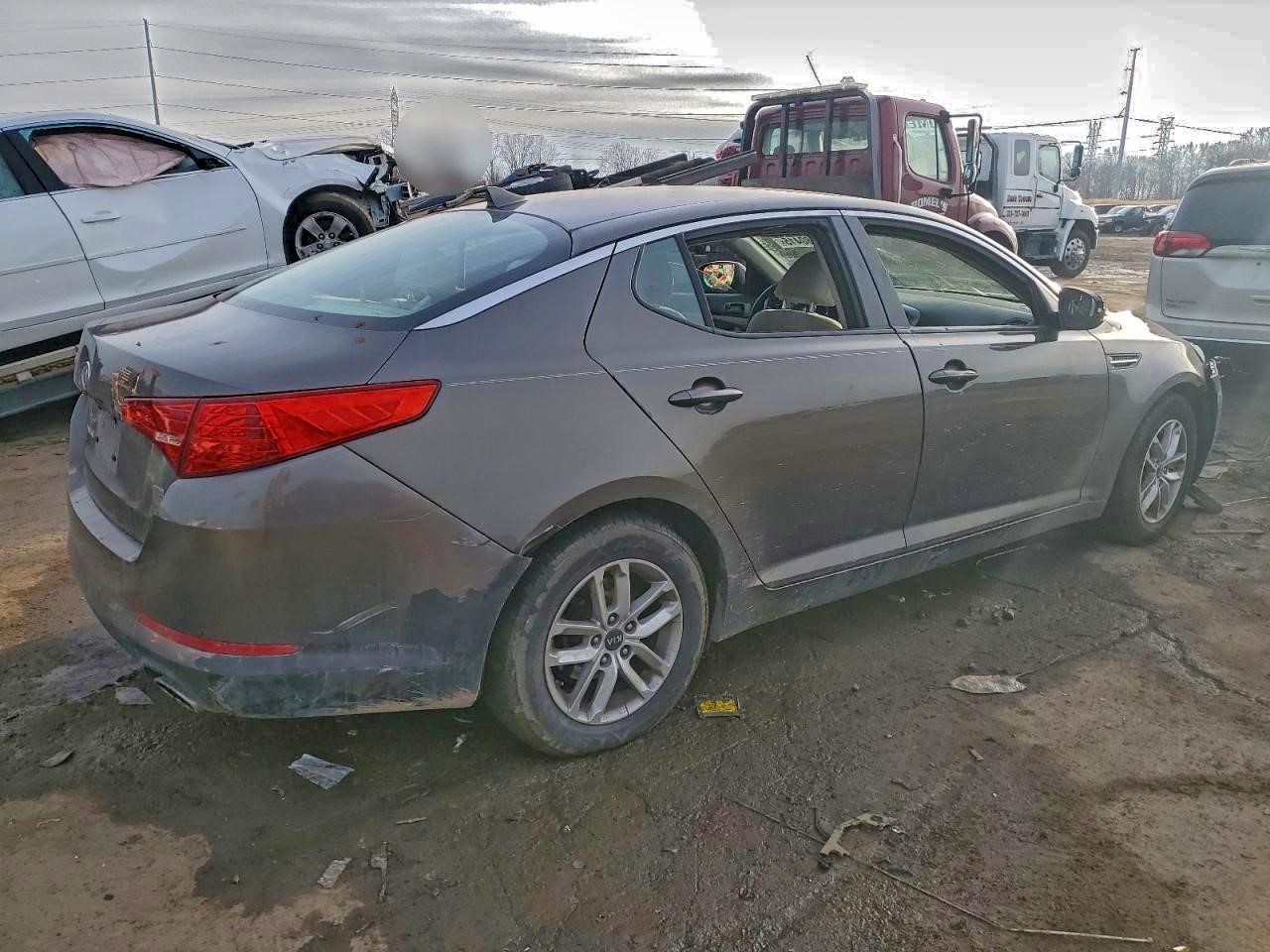 https://f005.backblazeb2.com/file/img-partshotlines-com/Inventory/MA734/Vehicle/23560_03.jpg