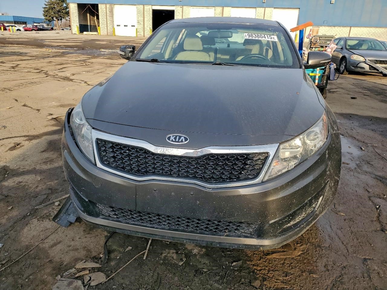 https://f005.backblazeb2.com/file/img-partshotlines-com/Inventory/MA734/Vehicle/23560_05.jpg