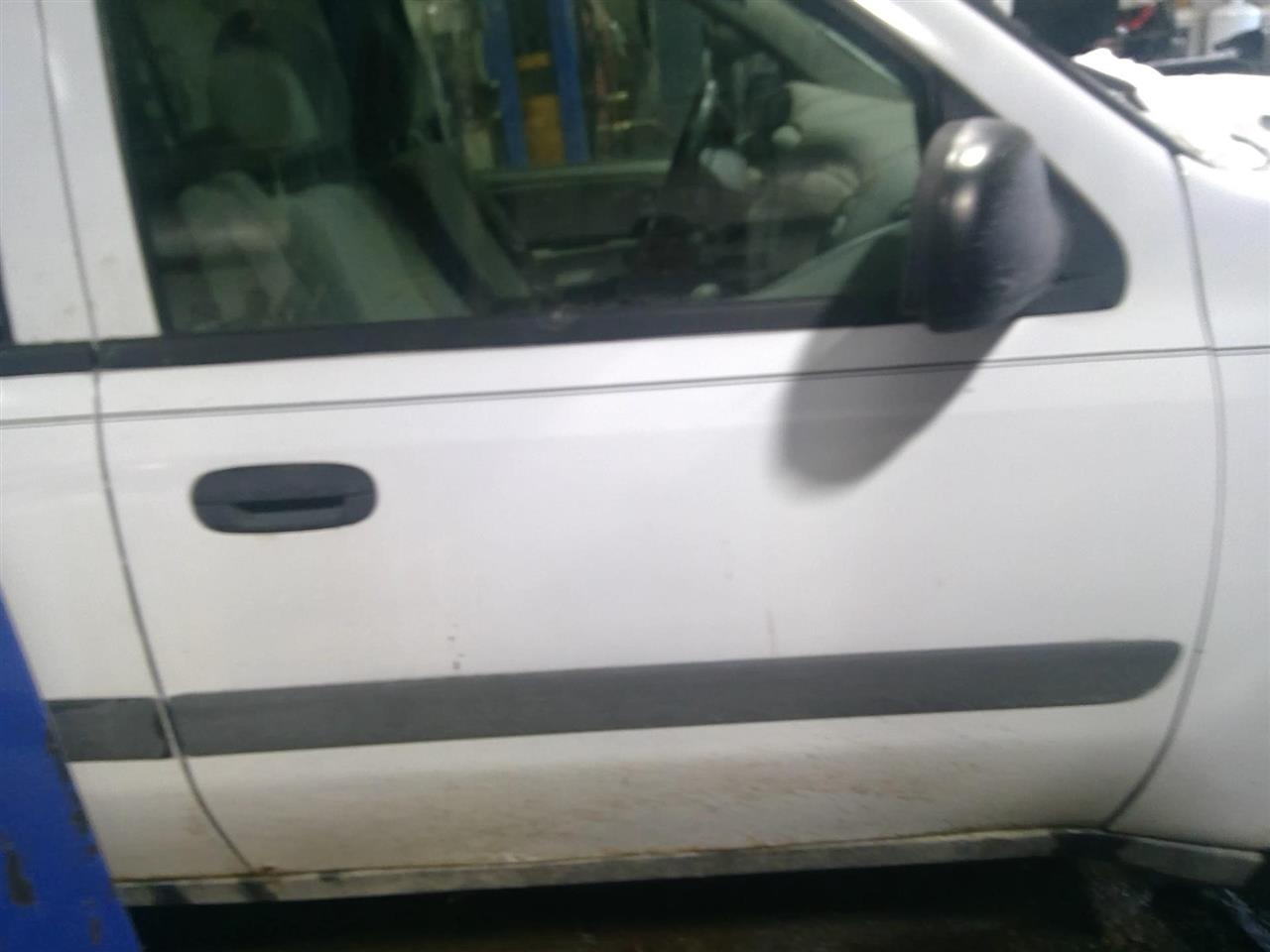 https://f005.backblazeb2.com/file/img-partshotlines-com/Inventory/MA734/Vehicle/23563_03.jpg