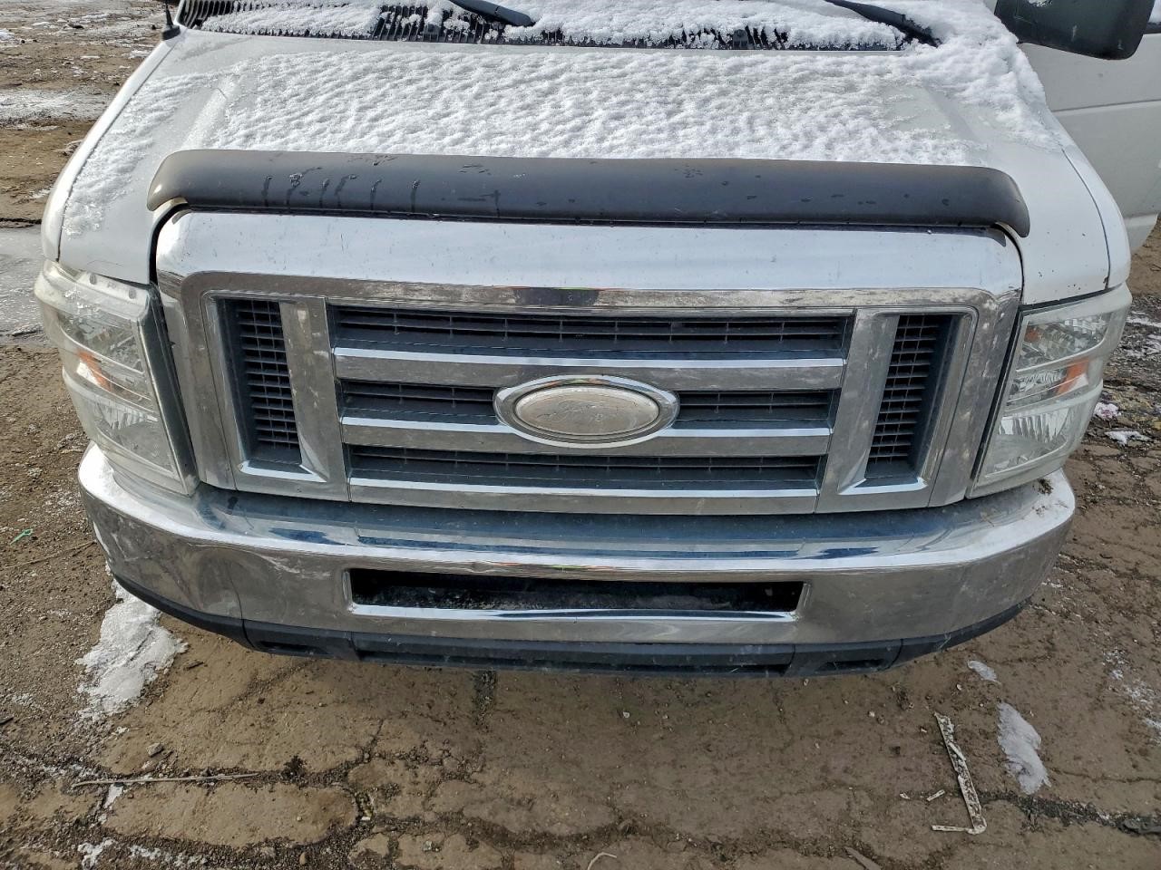 https://f005.backblazeb2.com/file/img-partshotlines-com/Inventory/MA734/Vehicle/23568_12.jpg