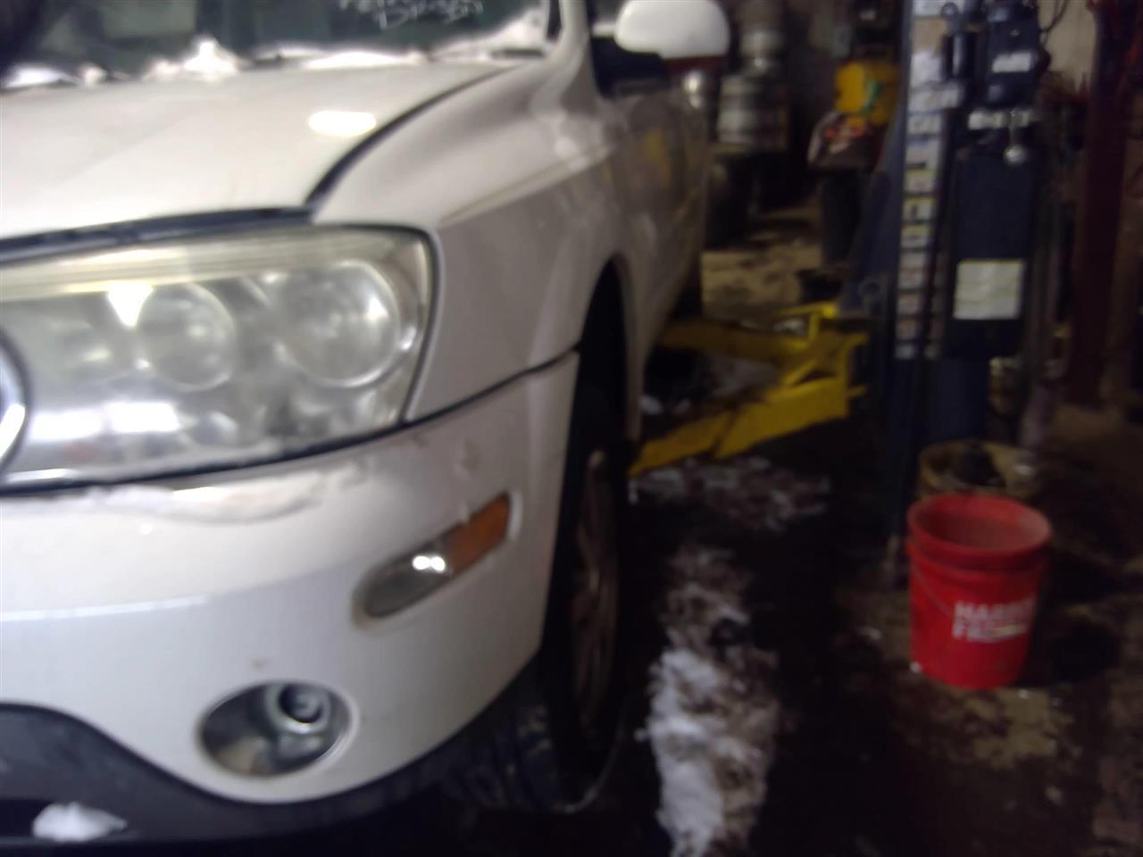 https://f005.backblazeb2.com/file/img-partshotlines-com/Inventory/MA734/Vehicle/23571_03.jpg