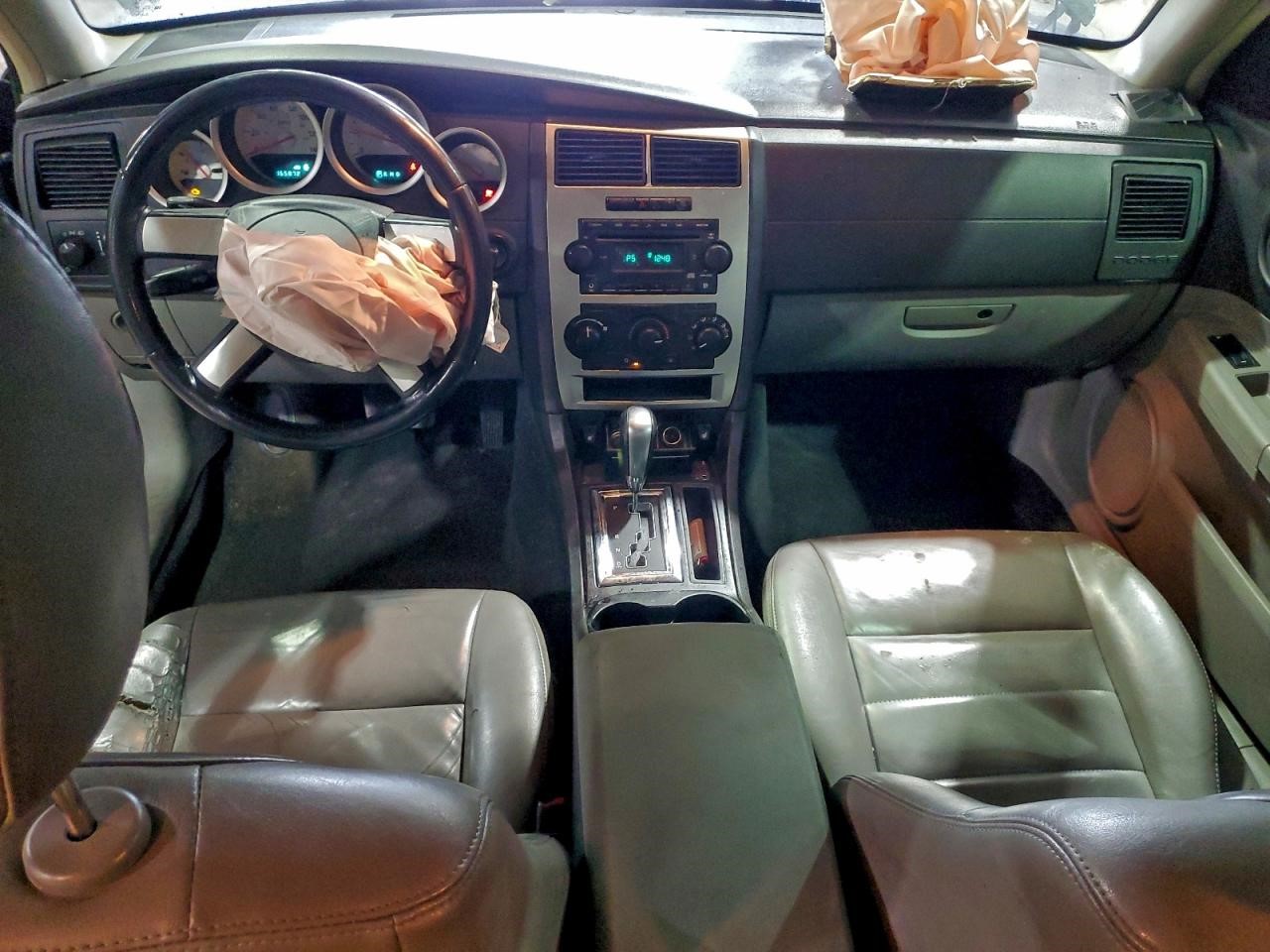 https://f005.backblazeb2.com/file/img-partshotlines-com/Inventory/MA734/Vehicle/23574_09.jpg