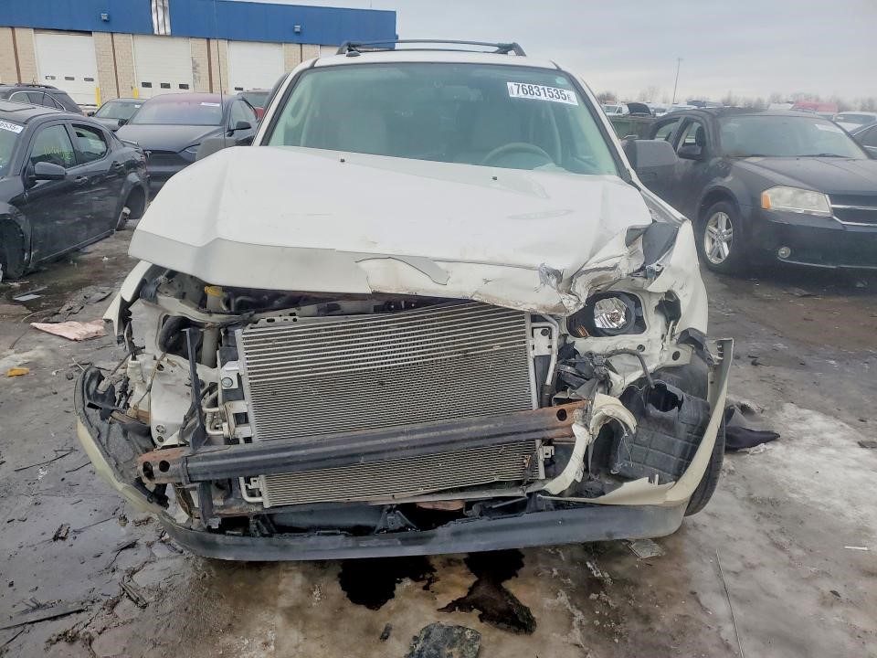 https://f005.backblazeb2.com/file/img-partshotlines-com/Inventory/MA734/Vehicle/23633_05.jpg