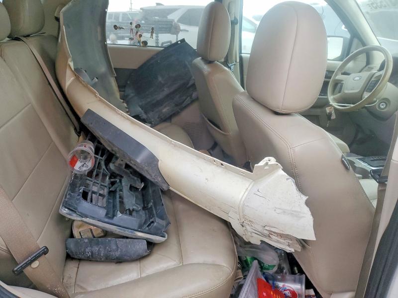 https://f005.backblazeb2.com/file/img-partshotlines-com/Inventory/MA734/Vehicle/23633_10.jpg