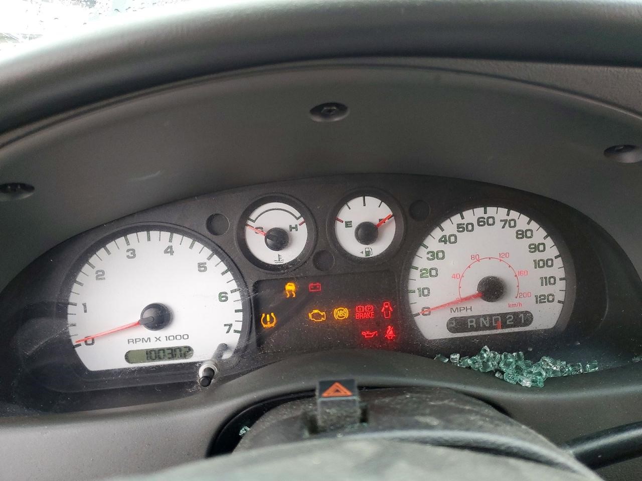 https://f005.backblazeb2.com/file/img-partshotlines-com/Inventory/MA734/Vehicle/23664_09.jpg