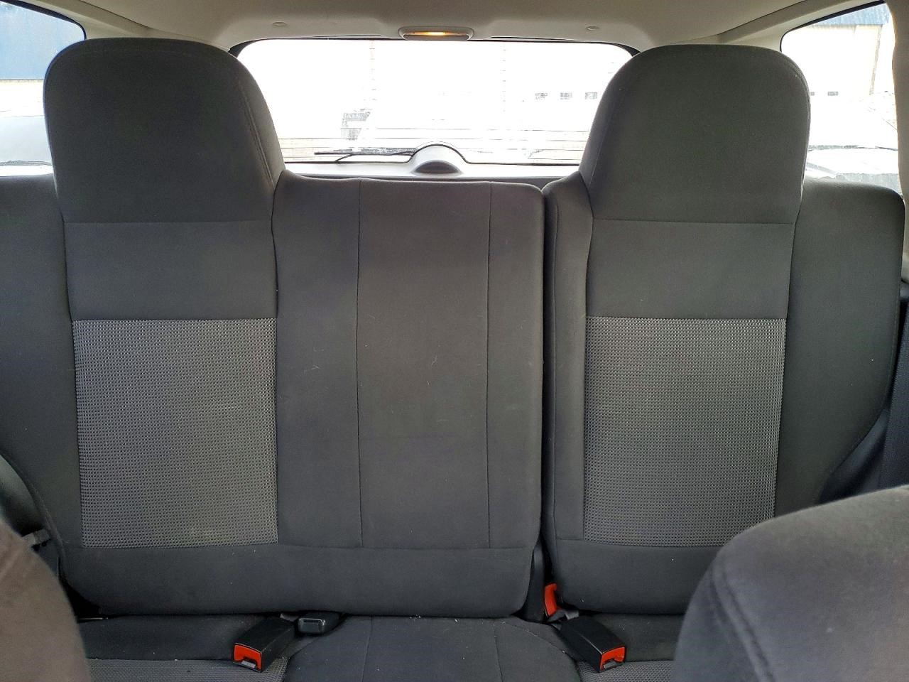 https://f005.backblazeb2.com/file/img-partshotlines-com/Inventory/MA734/Vehicle/23681_09.jpg