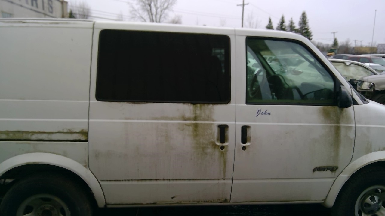 https://f005.backblazeb2.com/file/img-partshotlines-com/Inventory/MA734/Vehicle/23682_10.jpg