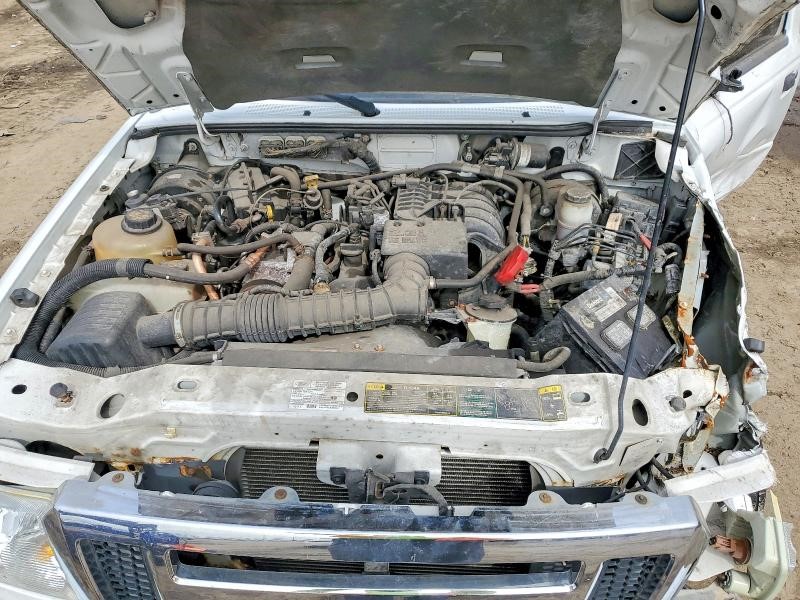 https://f005.backblazeb2.com/file/img-partshotlines-com/Inventory/MA734/Vehicle/23698_10.jpg