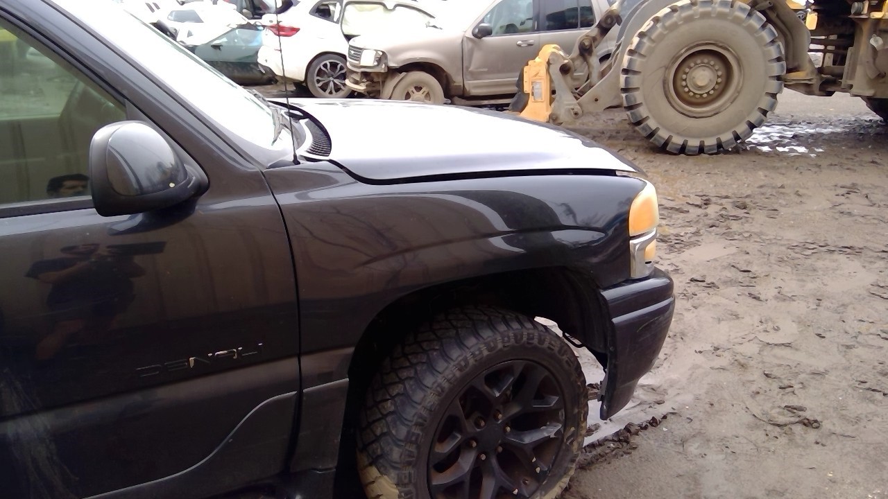 https://f005.backblazeb2.com/file/img-partshotlines-com/Inventory/MA734/Vehicle/23703_09.jpg