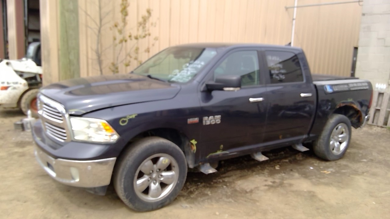 https://f005.backblazeb2.com/file/img-partshotlines-com/Inventory/MA734/Vehicle/23722_02.jpg