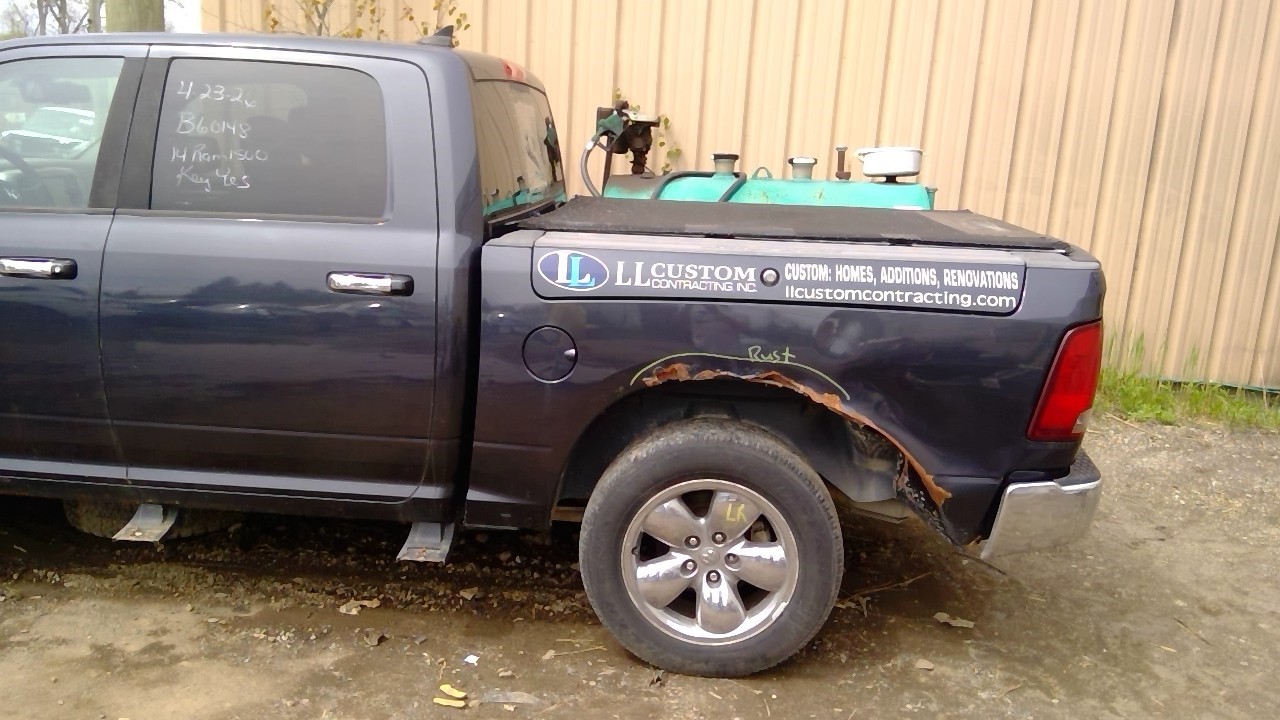 https://f005.backblazeb2.com/file/img-partshotlines-com/Inventory/MA734/Vehicle/23722_04.jpg