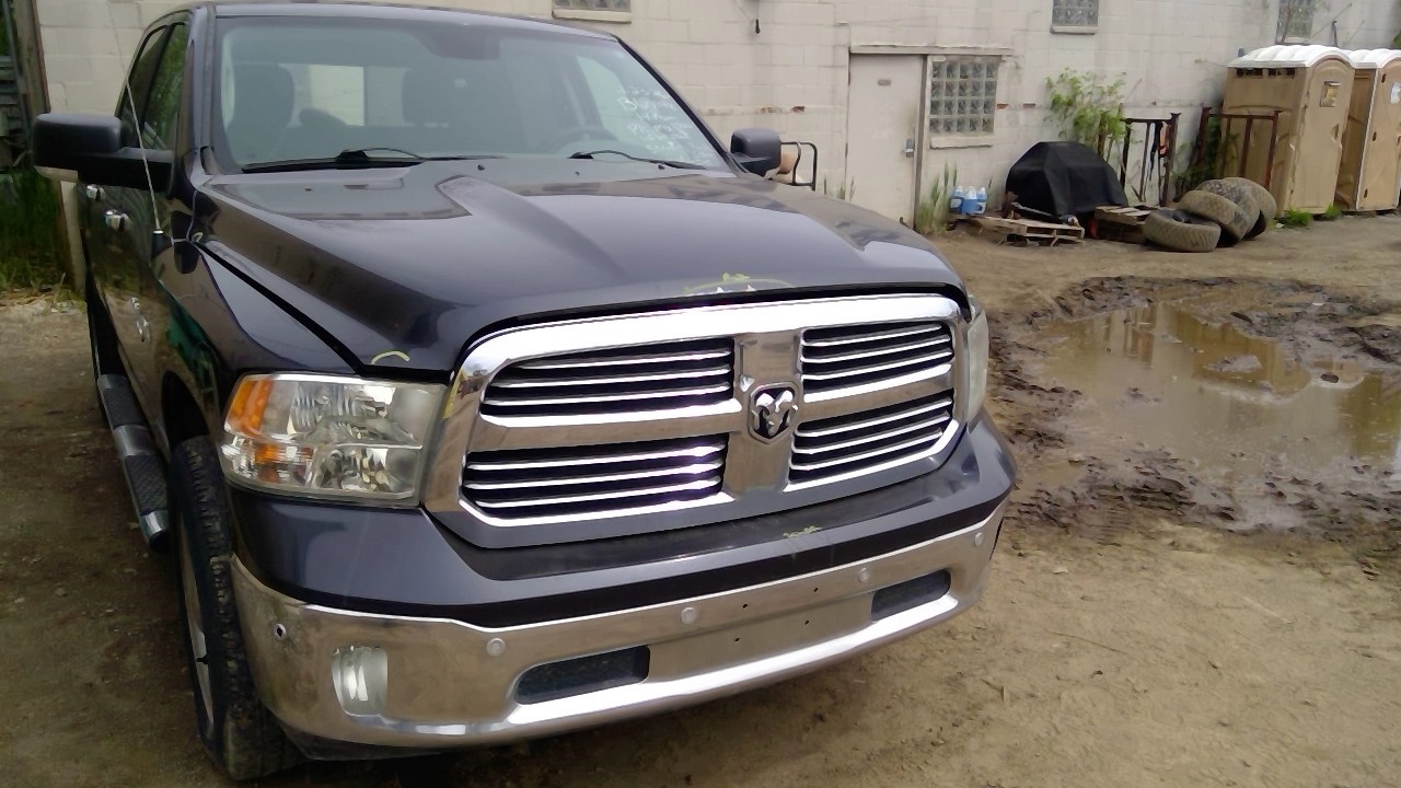 https://f005.backblazeb2.com/file/img-partshotlines-com/Inventory/MA734/Vehicle/23722_11.jpg