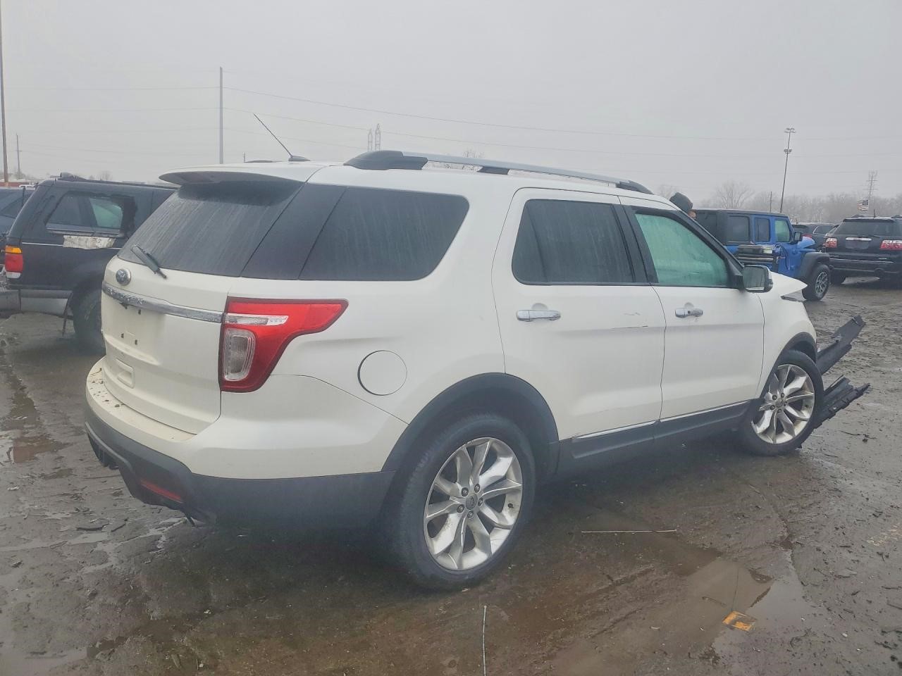 https://f005.backblazeb2.com/file/img-partshotlines-com/Inventory/MA734/Vehicle/23726_03.jpg