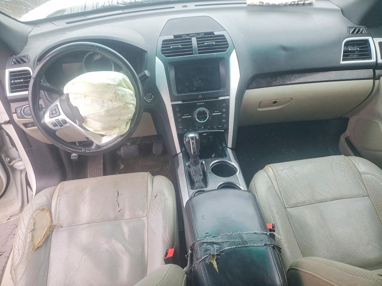 https://f005.backblazeb2.com/file/img-partshotlines-com/Inventory/MA734/Vehicle/23726_08.jpg