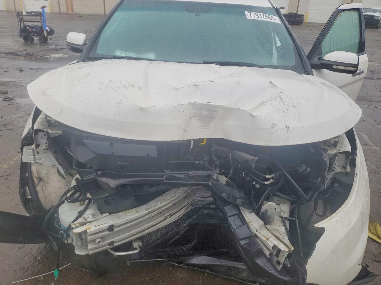 https://f005.backblazeb2.com/file/img-partshotlines-com/Inventory/MA734/Vehicle/23726_10.jpg