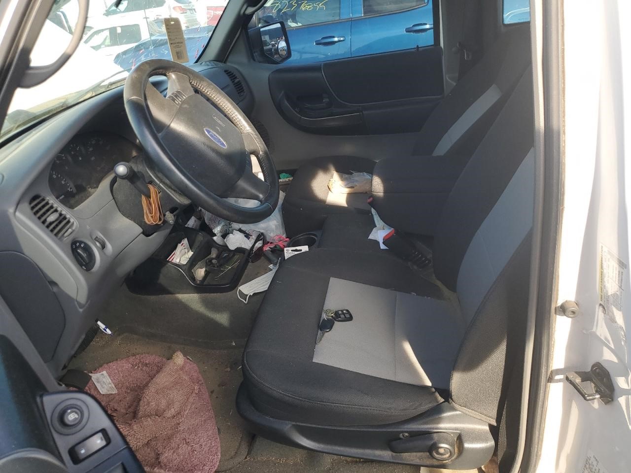 https://f005.backblazeb2.com/file/img-partshotlines-com/Inventory/MA734/Vehicle/23735_07.jpg