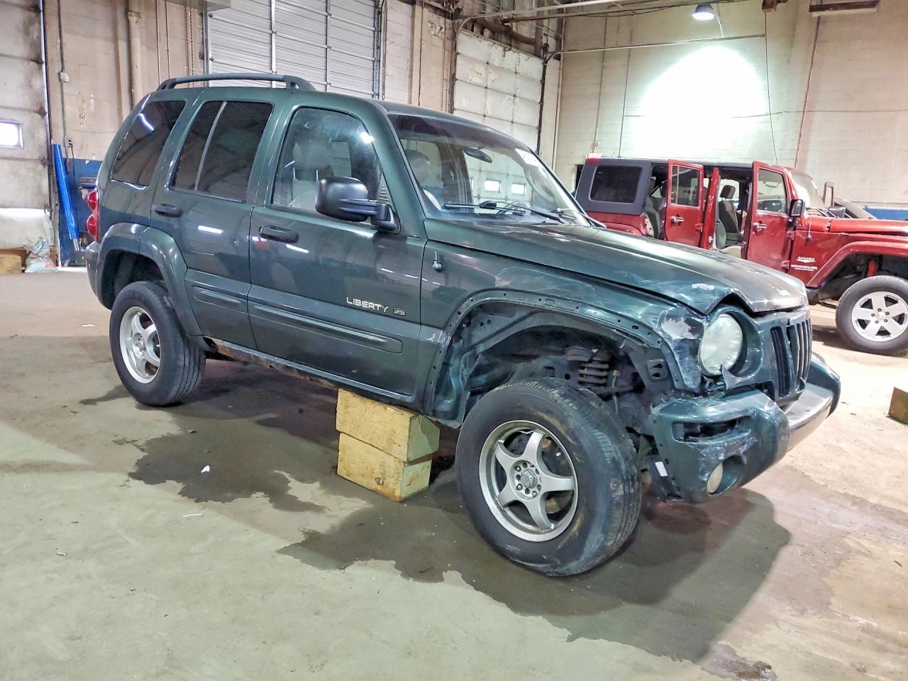 https://f005.backblazeb2.com/file/img-partshotlines-com/Inventory/MA734/Vehicle/23740_04.jpg