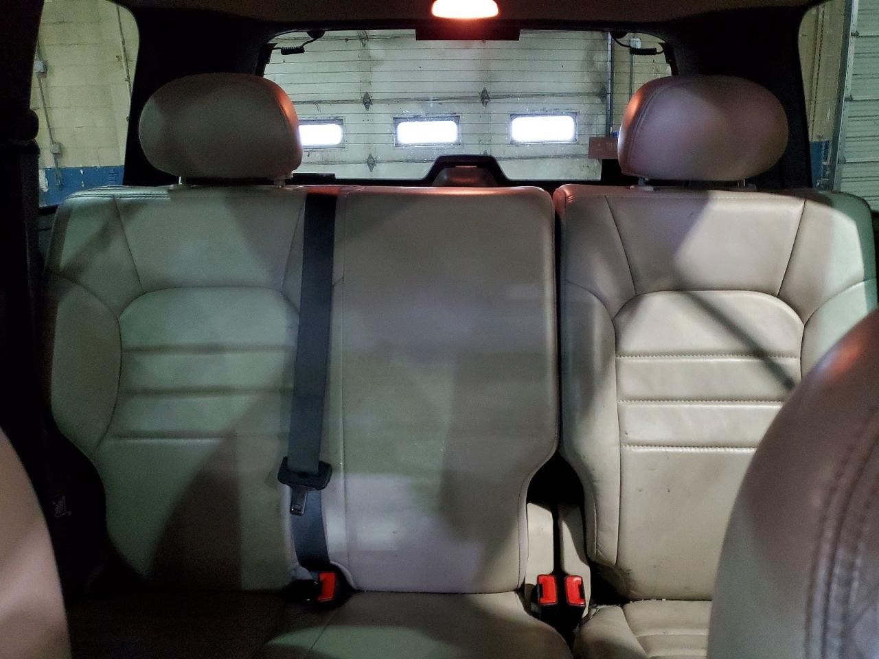https://f005.backblazeb2.com/file/img-partshotlines-com/Inventory/MA734/Vehicle/23740_09.jpg