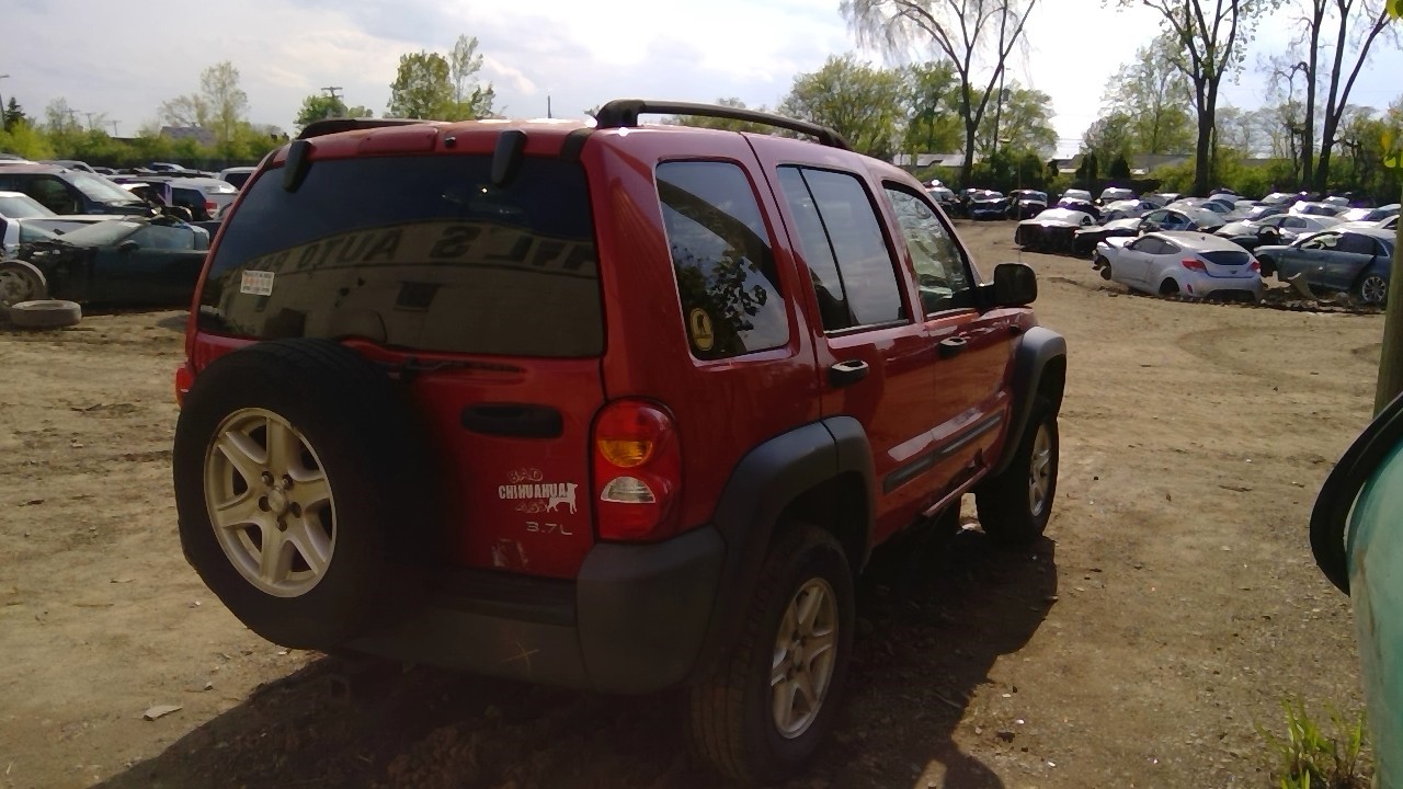 https://f005.backblazeb2.com/file/img-partshotlines-com/Inventory/MA734/Vehicle/23744_05.jpg