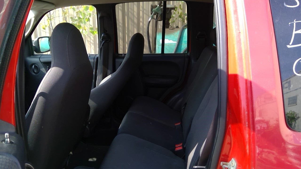 https://f005.backblazeb2.com/file/img-partshotlines-com/Inventory/MA734/Vehicle/23744_10.jpg