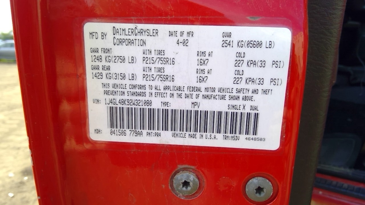 https://f005.backblazeb2.com/file/img-partshotlines-com/Inventory/MA734/Vehicle/23744_12.jpg