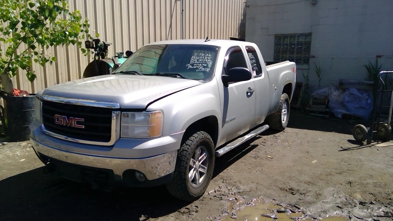 https://f005.backblazeb2.com/file/img-partshotlines-com/Inventory/MA734/Vehicle/23760_01.jpg