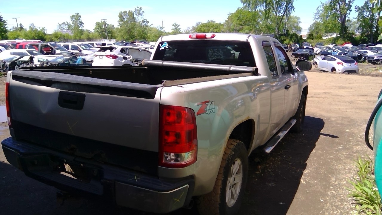 https://f005.backblazeb2.com/file/img-partshotlines-com/Inventory/MA734/Vehicle/23760_05.jpg