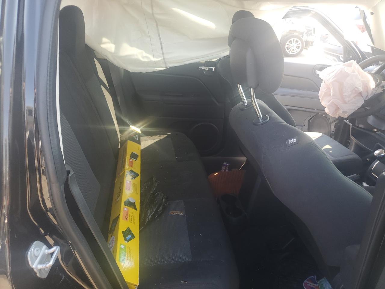 https://f005.backblazeb2.com/file/img-partshotlines-com/Inventory/MA734/Vehicle/23765_09.jpg