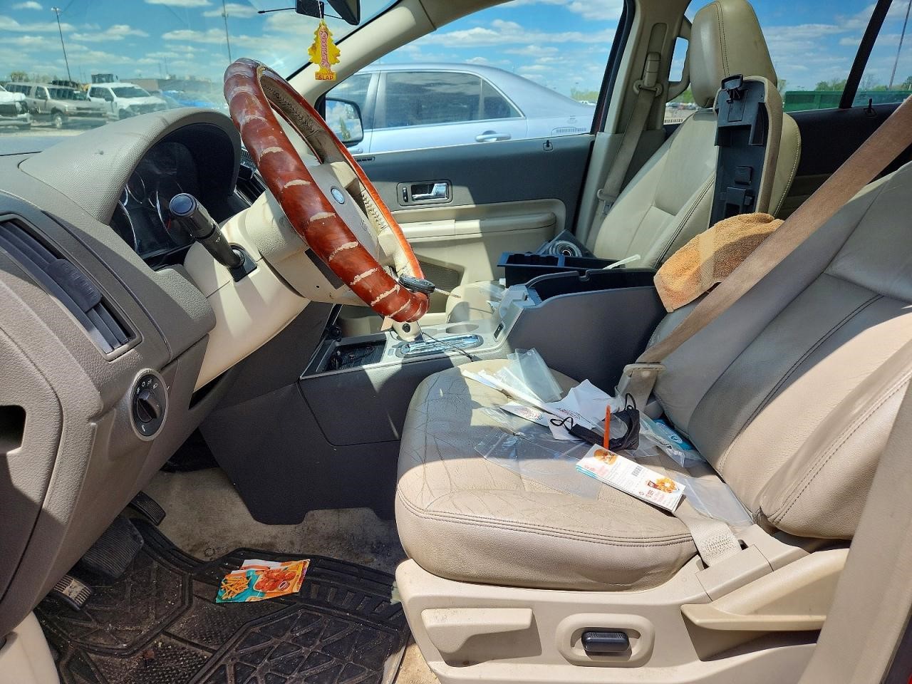 https://f005.backblazeb2.com/file/img-partshotlines-com/Inventory/MA734/Vehicle/23776_07.jpg