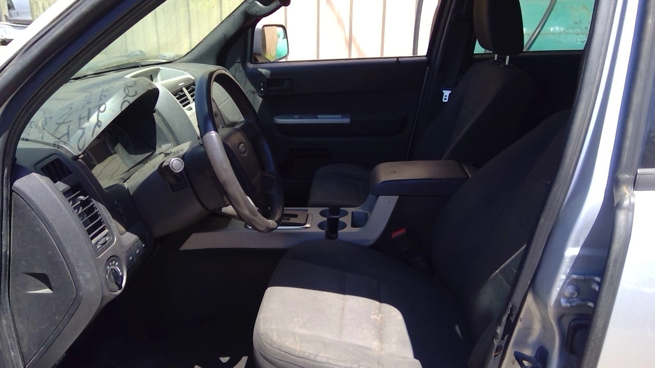 https://f005.backblazeb2.com/file/img-partshotlines-com/Inventory/MA734/Vehicle/23779_09.jpg