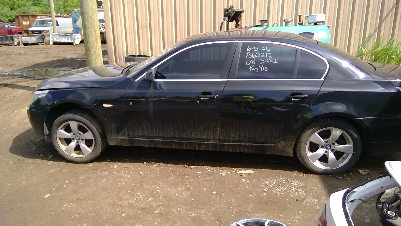 https://f005.backblazeb2.com/file/img-partshotlines-com/Inventory/MA734/Vehicle/23795_02.jpg