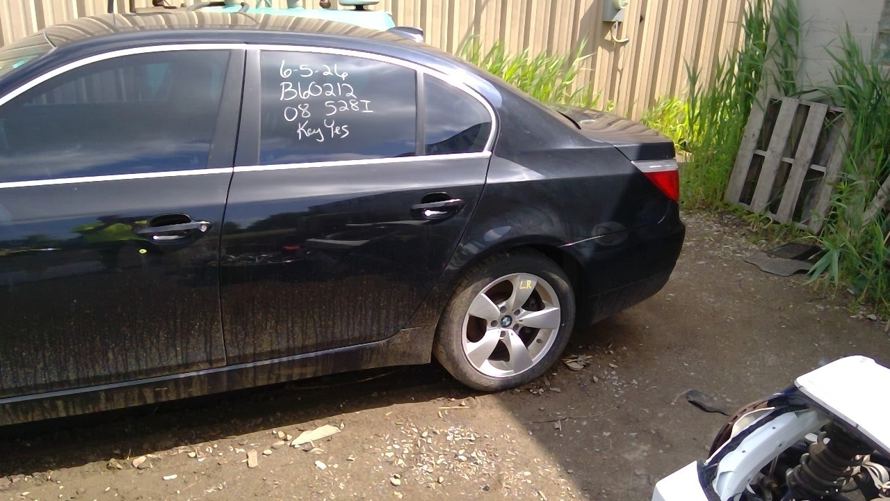 https://f005.backblazeb2.com/file/img-partshotlines-com/Inventory/MA734/Vehicle/23795_03.jpg