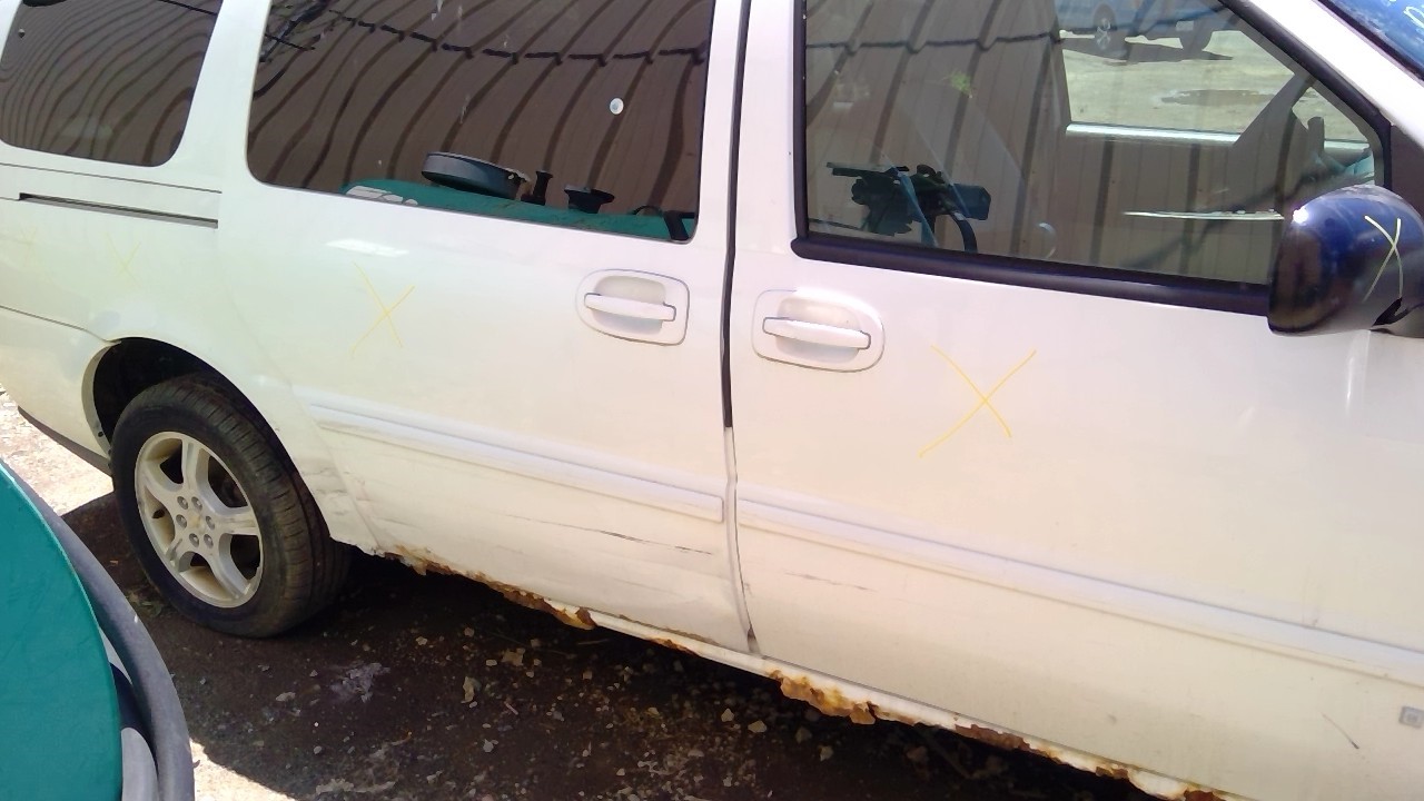 https://f005.backblazeb2.com/file/img-partshotlines-com/Inventory/MA734/Vehicle/23803_08.jpg