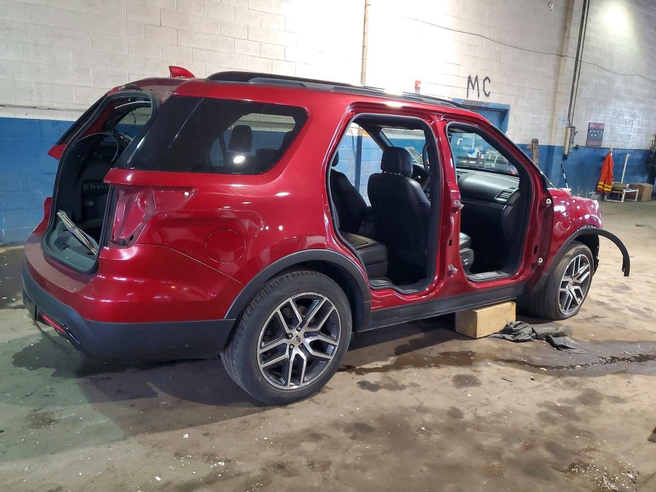 https://f005.backblazeb2.com/file/img-partshotlines-com/Inventory/MA734/Vehicle/23892_03.jpg