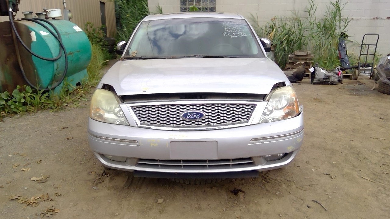 https://f005.backblazeb2.com/file/img-partshotlines-com/Inventory/MA734/Vehicle/23894_08.jpg