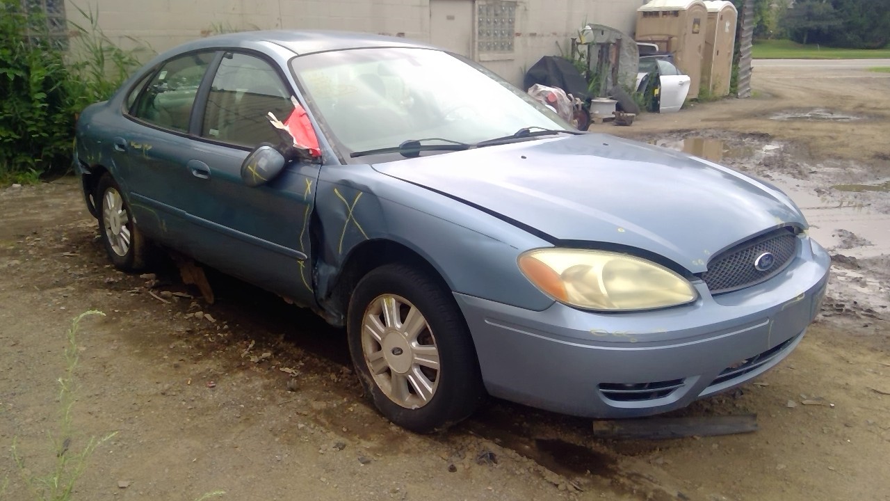 https://f005.backblazeb2.com/file/img-partshotlines-com/Inventory/MA734/Vehicle/23910_05.jpg