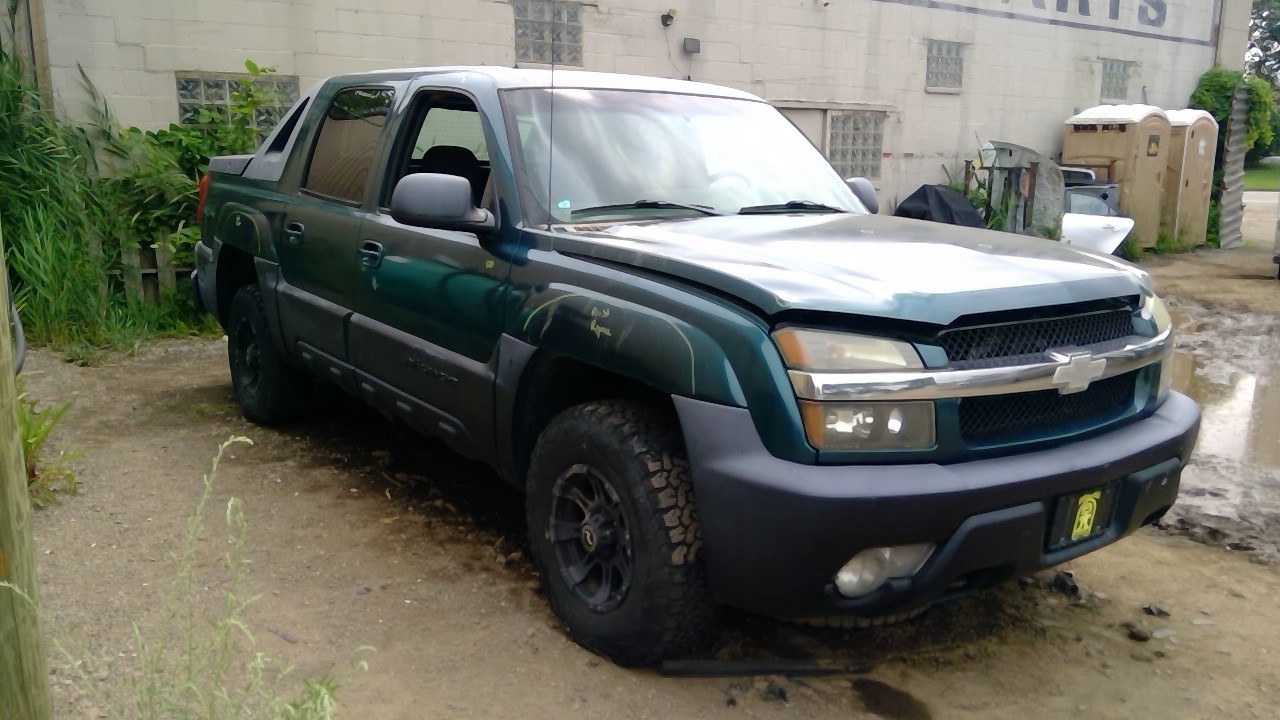 https://f005.backblazeb2.com/file/img-partshotlines-com/Inventory/MA734/Vehicle/23912_04.jpg