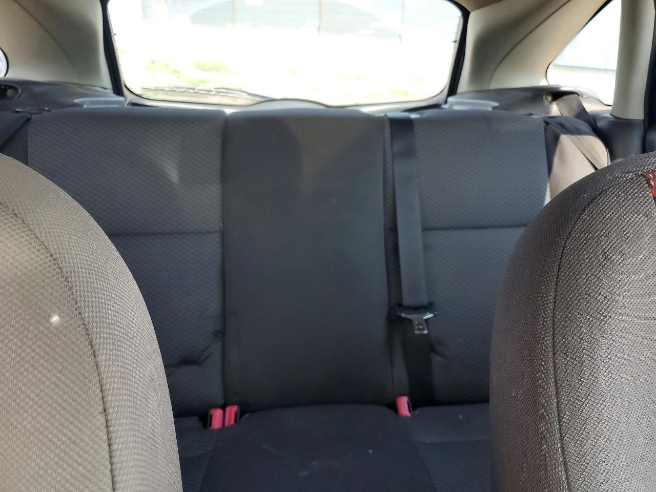 https://f005.backblazeb2.com/file/img-partshotlines-com/Inventory/MA734/Vehicle/23942_10.jpg